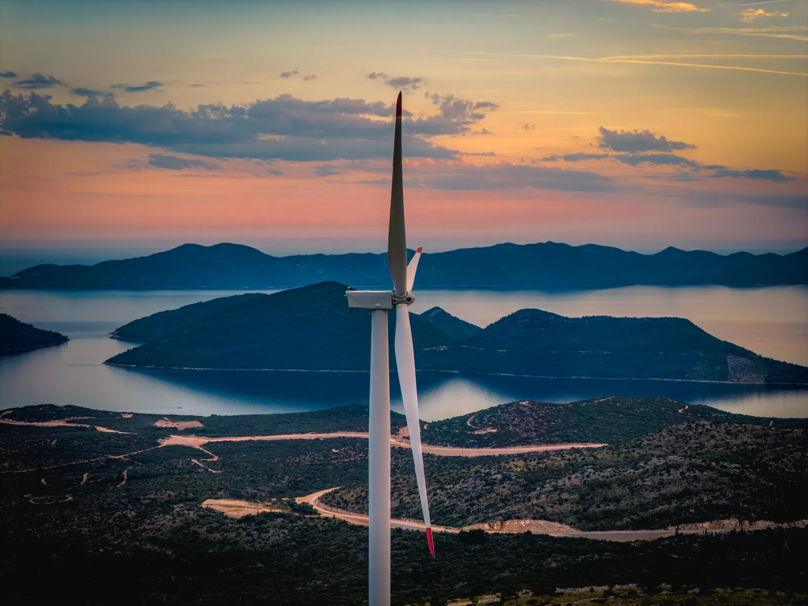 DJI_20260601194745_0064_D.webp